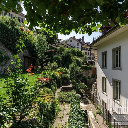 Jewel In The Center Of Thun's Old Town *
