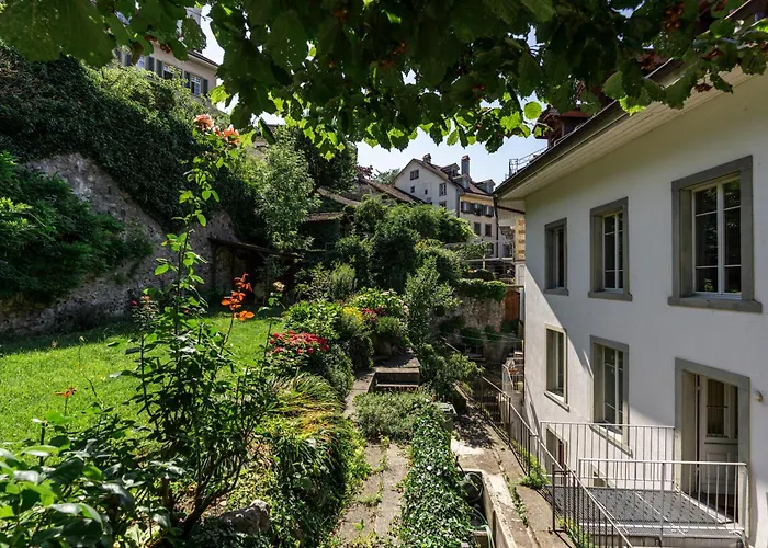 Jewel In The Center Of Thun's Old Town *