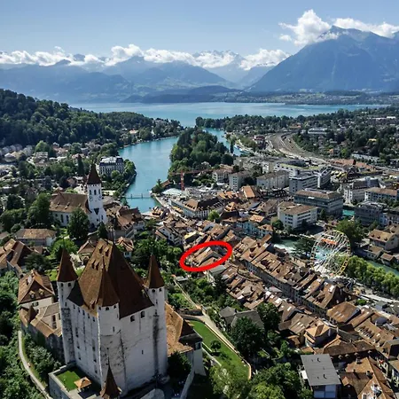Jewel In The Center Of Thun's Old Town Lejlighed *